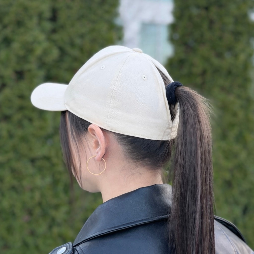 Satty - Magnetyczna czapka z daszkiem